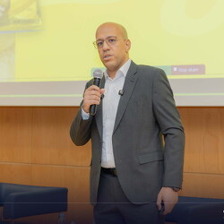 COB EXECUTIVE LECTURE SERIES 12-11
