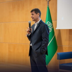 Empowering Future Leaders by Mr.Fernando Vallina - COB Lecture Series 2-12